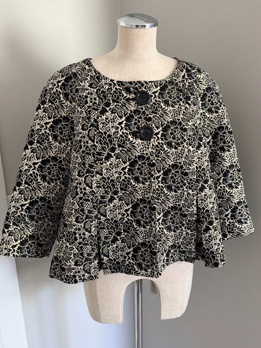 Worthington Women’s Black/Beige Floral Lined Button Front 3/4 Sleeve Jacket L